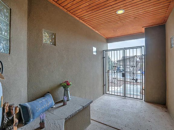 3rd image of 6555 Basket Weaver Ave NW