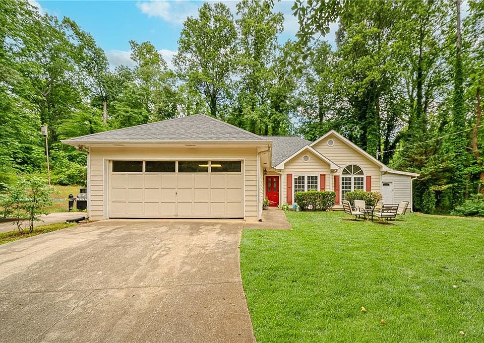 1st image of 2920 Ridge Ct