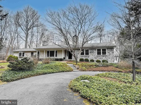 1304 Old Forge Rd, Oxford, PA 19363