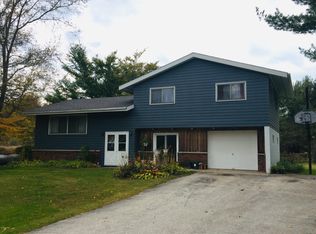 17800 Hoder Rd, New Buffalo, MI 49117