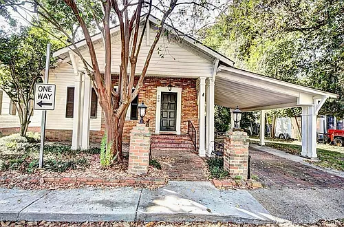 200 Cypress Ave Photo 1
