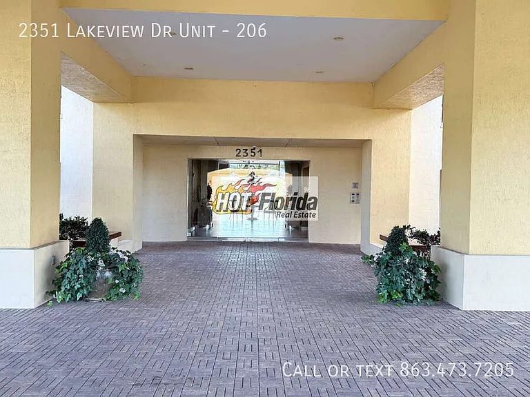 2351 Lakeview Dr #206 — Photo 33