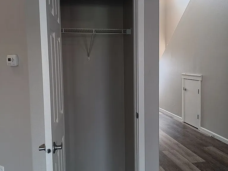 652 Jasmine Cir — Photo 9