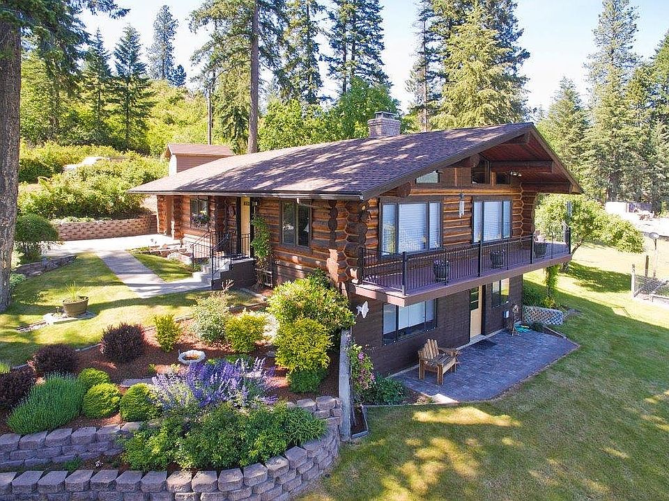 Back of cabin