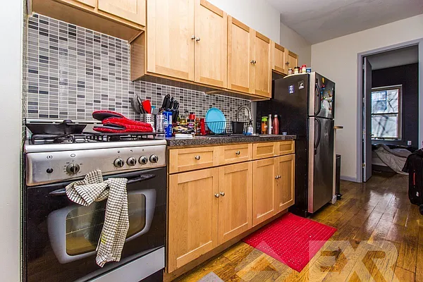 Rented by EXR | media 2