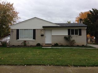 9419 Chamberlain St, Romulus, MI 48174
