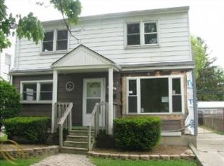 18812 Denby, Redford, MI 48240