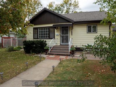 812 S Vine St, Grand Island, NE, 68801