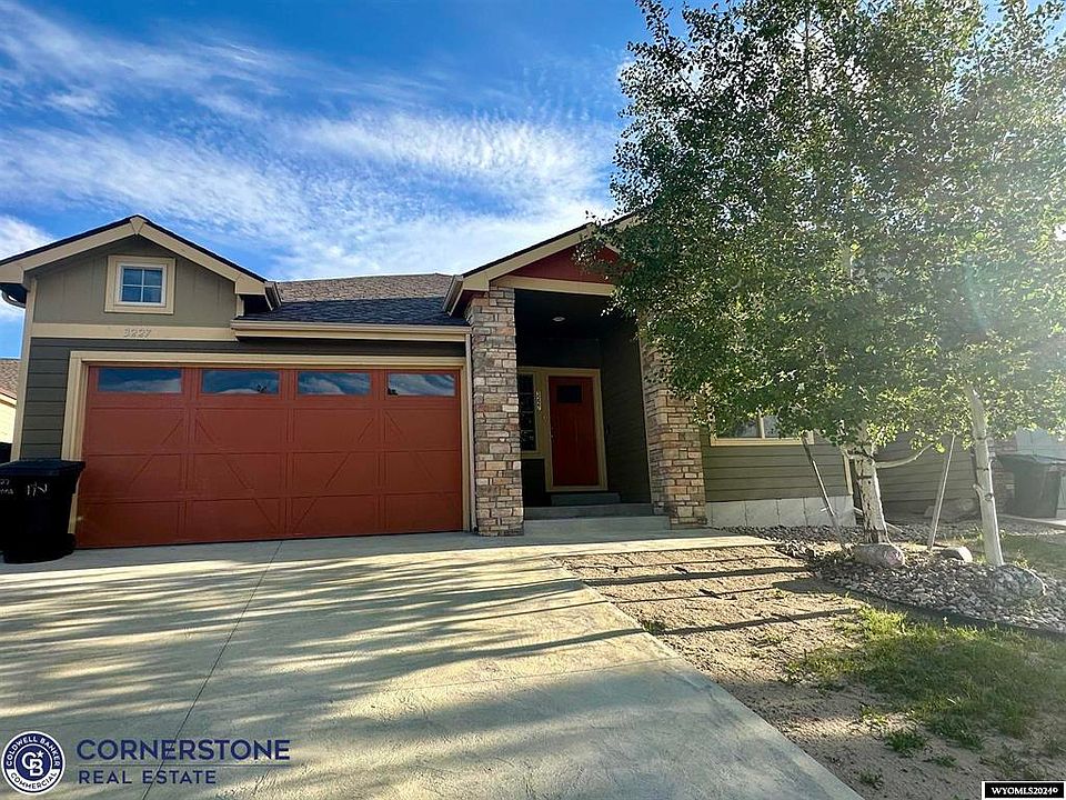 1st image of 3227 Sienna Dr