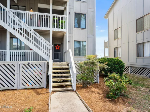 4 Cedar Reef Dr Unit B101, Saint Helena Island, SC 29920
