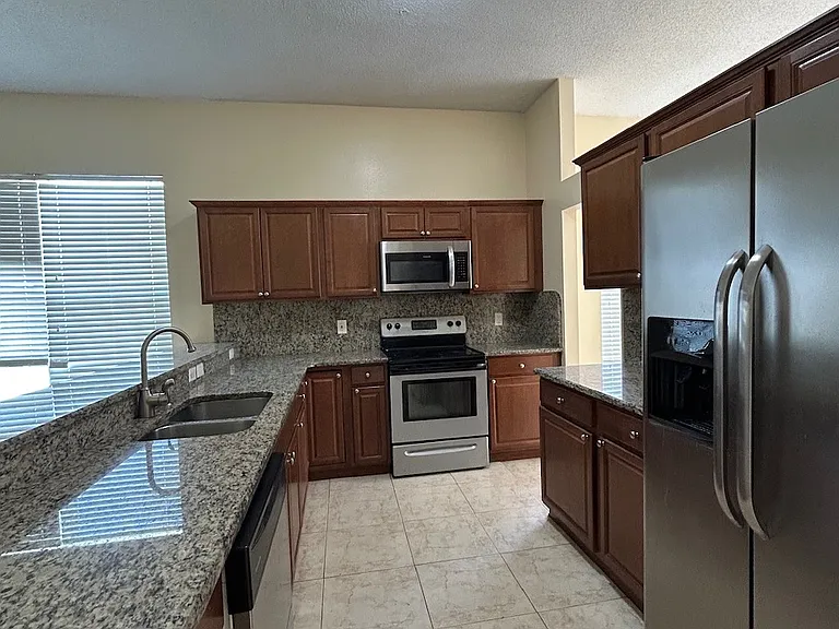 13367 Luxbury Loop — Photo 19
