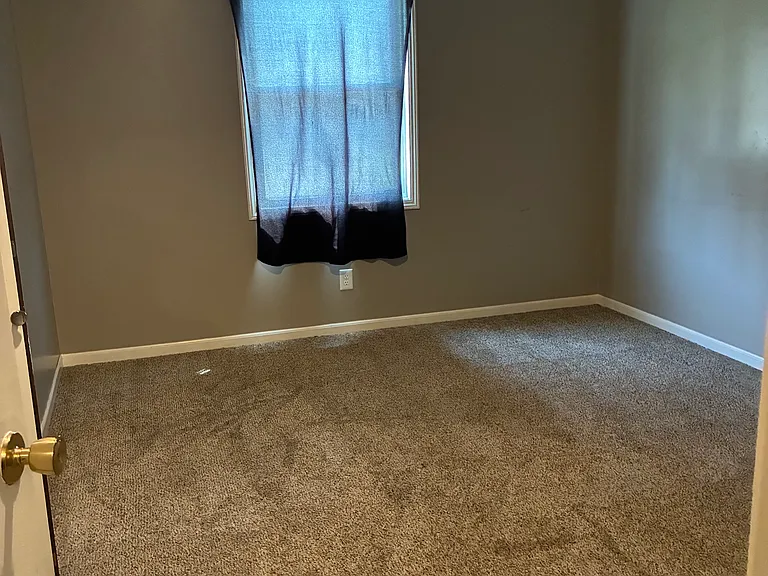 3101 Squire Ln #1/2 — Photo 9