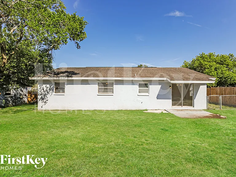 8313 Oleander Ln — Photo 18