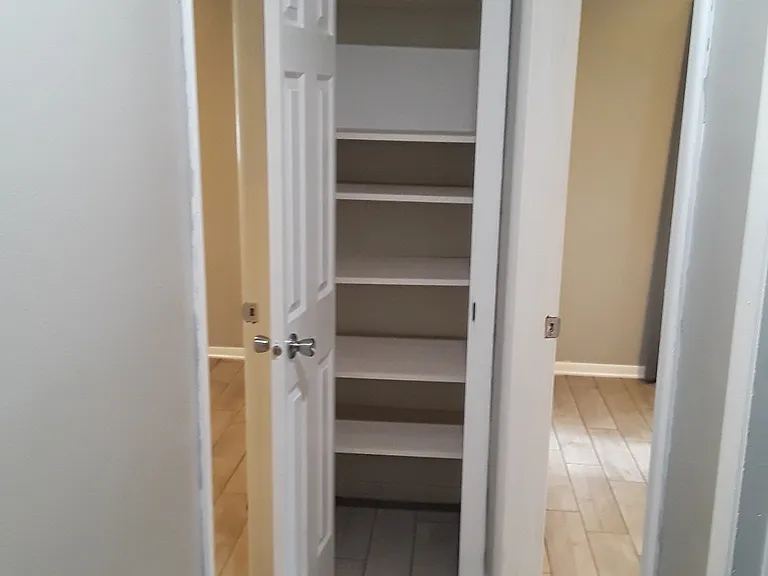 485 S Bresee Ave — Photo 15