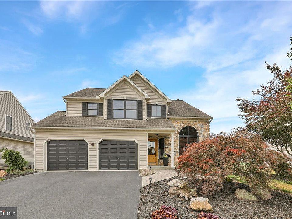 1st image of 112 Running Creek Dr