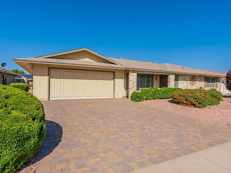 9909 W Concho Cir — Photo 1