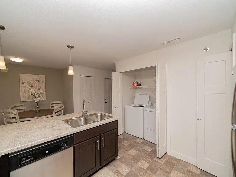 Strathmore Apartment Homes — Photo 9