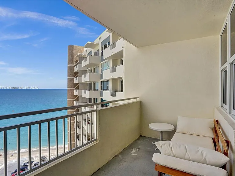3180 S Ocean Dr #1504 — Photo 37