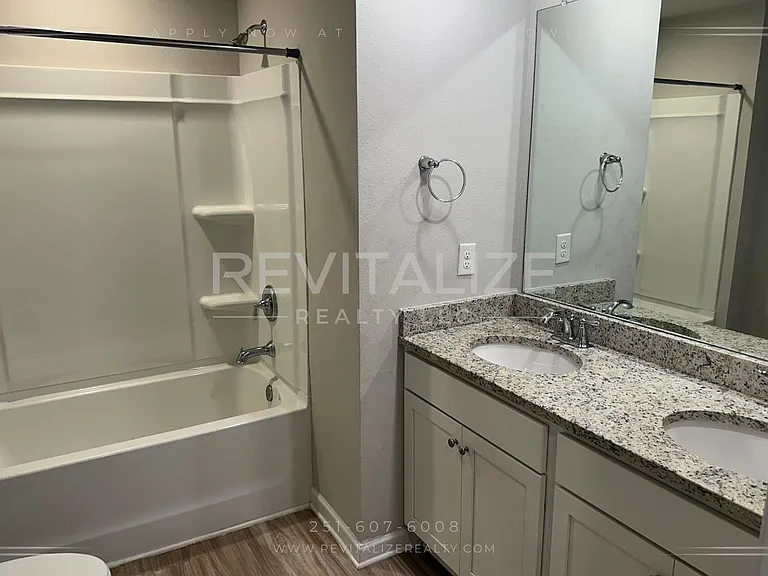 1138 Burlington Pass Dr — Photo 17