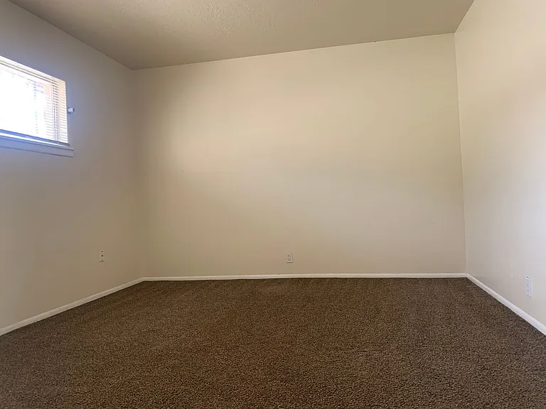 One Bedroom Units with Walk-in Closet — Photo 7