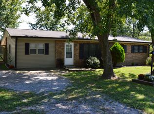 3201 S Mount Olive St, Siloam Springs, AR 72761
