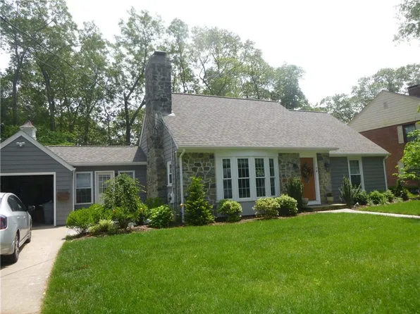 78 King Philip Rd, Pawtucket, RI 02861