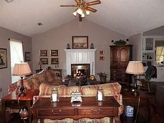 2nd image of 1231 W Countrywood Cir