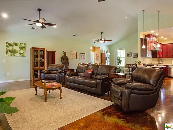 3rd image of 1205 Sierra Vista Cv