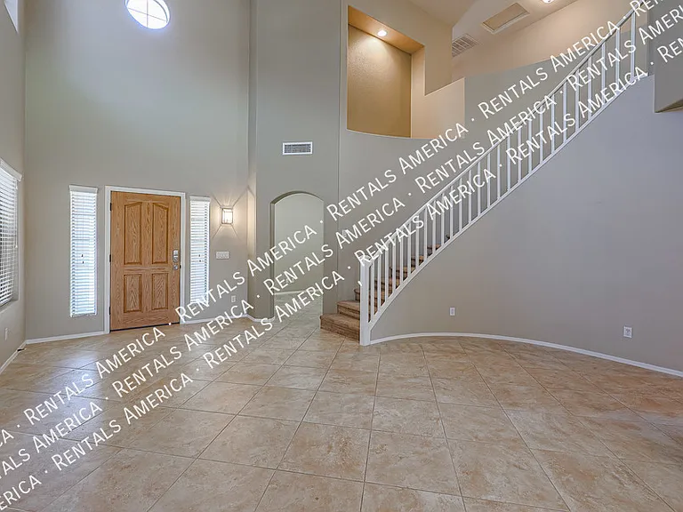 16021 W Custer Ln — Photo 5