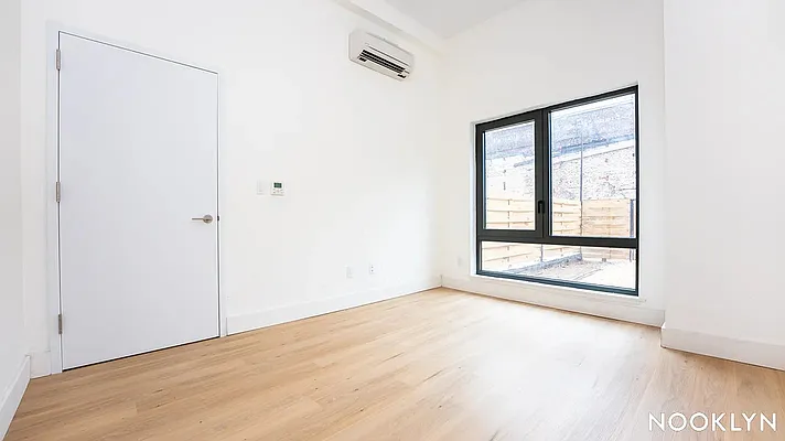 Rented by Nooklyn NYC LLC | media 68