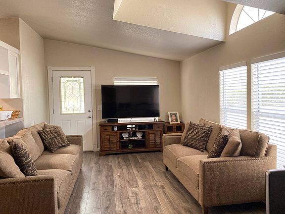 3rd image of 1315 Pepper Dr Space 65