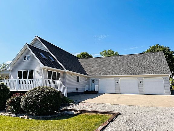 3rd image of 17326 Meadow Lark Ct