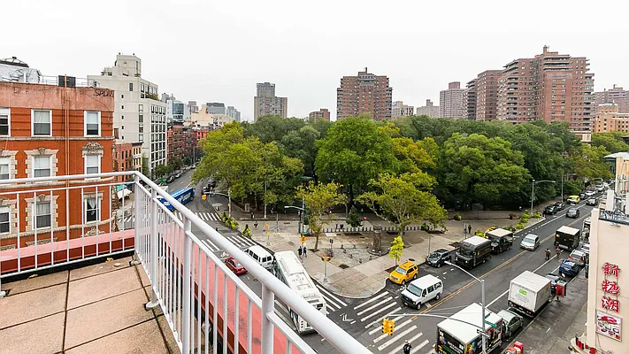 Rented by Nooklyn NYC LLC | media 39