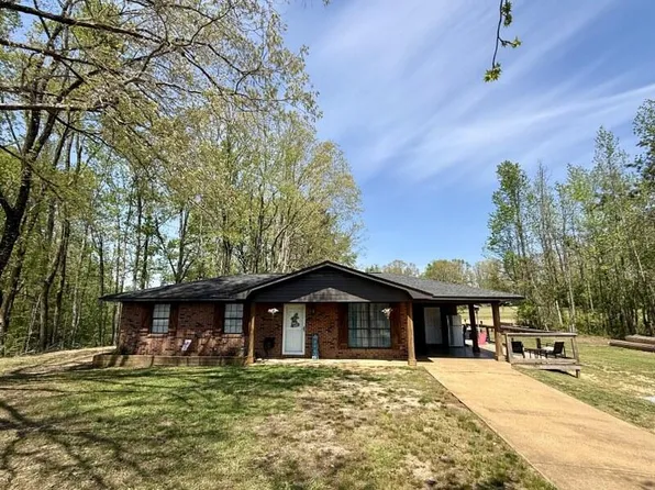 115 Clyde Moore Cir, Booneville, MS 38829