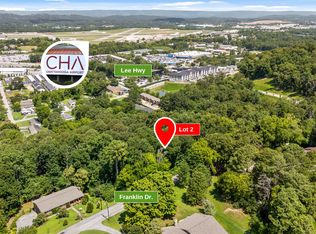2 Franklin Dr, Chattanooga, TN 37421