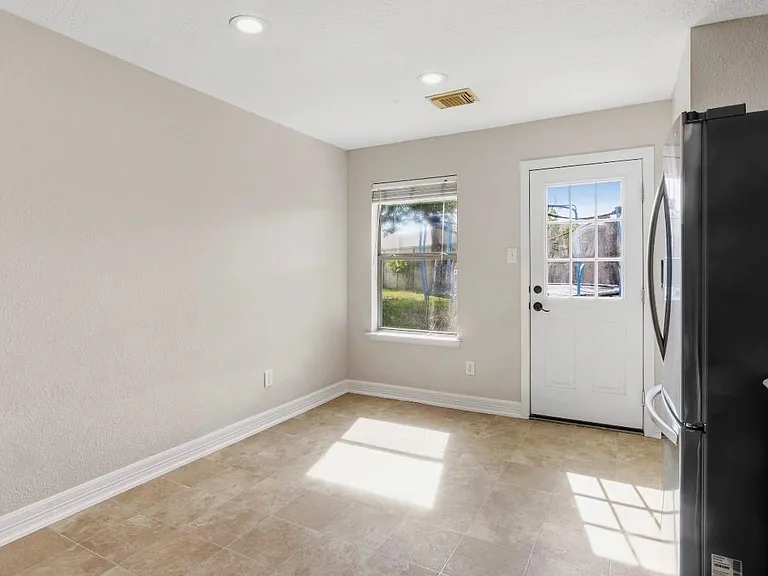 3638 Fuller Bluff Dr — Photo 11