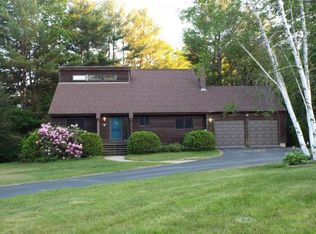 916 River Rd, Bridgewater, NH 03264