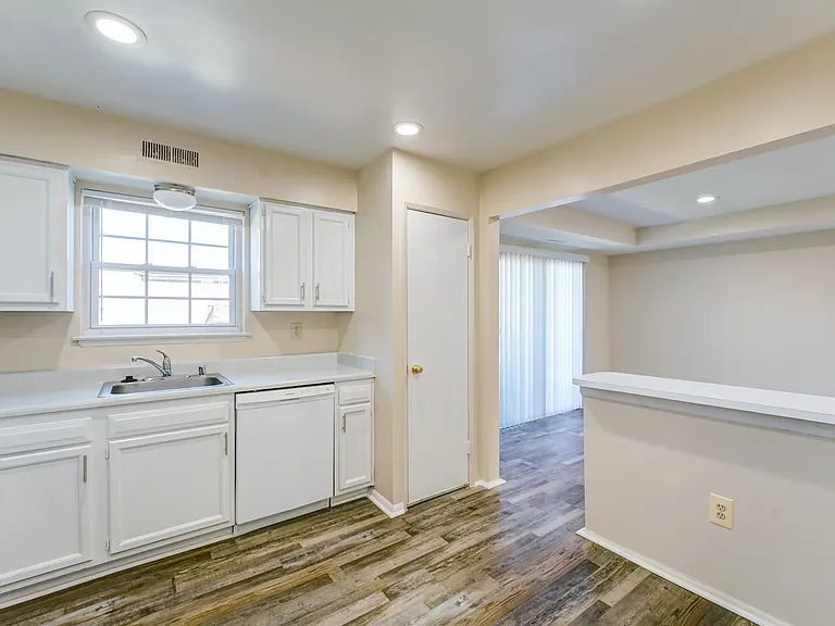 6660 Sanzo Rd — Photo 6