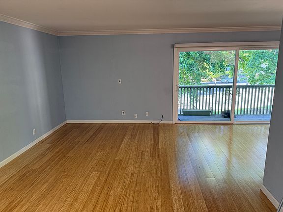 2nd image of 280 Easy St APT 306