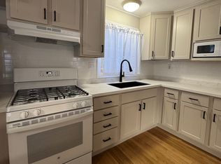 20 Mariette Dr, Portsmouth, NH 03801