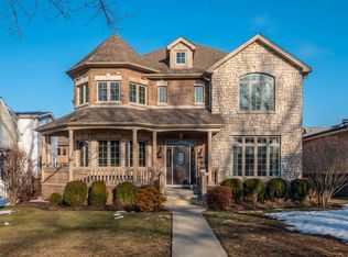 405 S Western Ave, Park Ridge, IL 60068