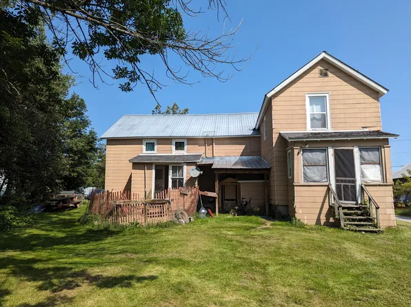 3197 Plank Rd, Mineville, NY 12956