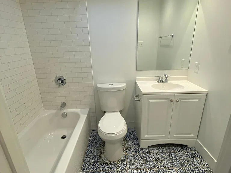 3717 Oxford Blvd #10 — Photo 5