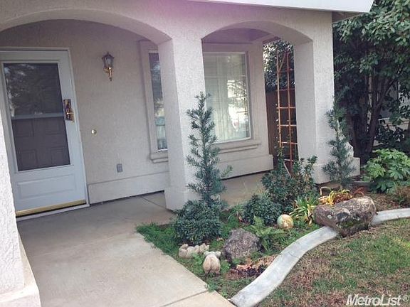 2nd image of 1208 Arbor Dr