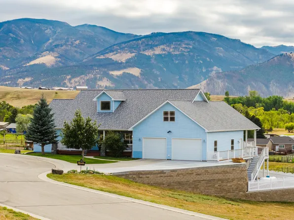 3 Black Mountain Dr, Dayton, WY 82836