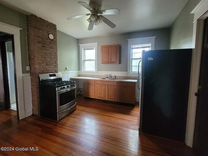 2nd image of 626 Myrtle Avenue