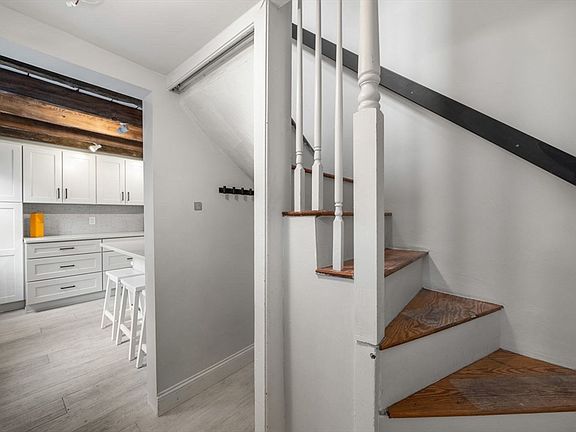 5th image of 4 Mead Street Ct #0