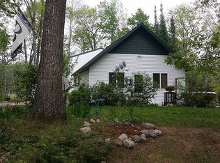 9163 Lakeside Dr, Atlanta, MI 49709