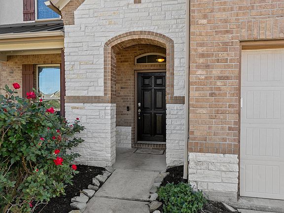 2nd image of 3663 Cottage Pines Ln