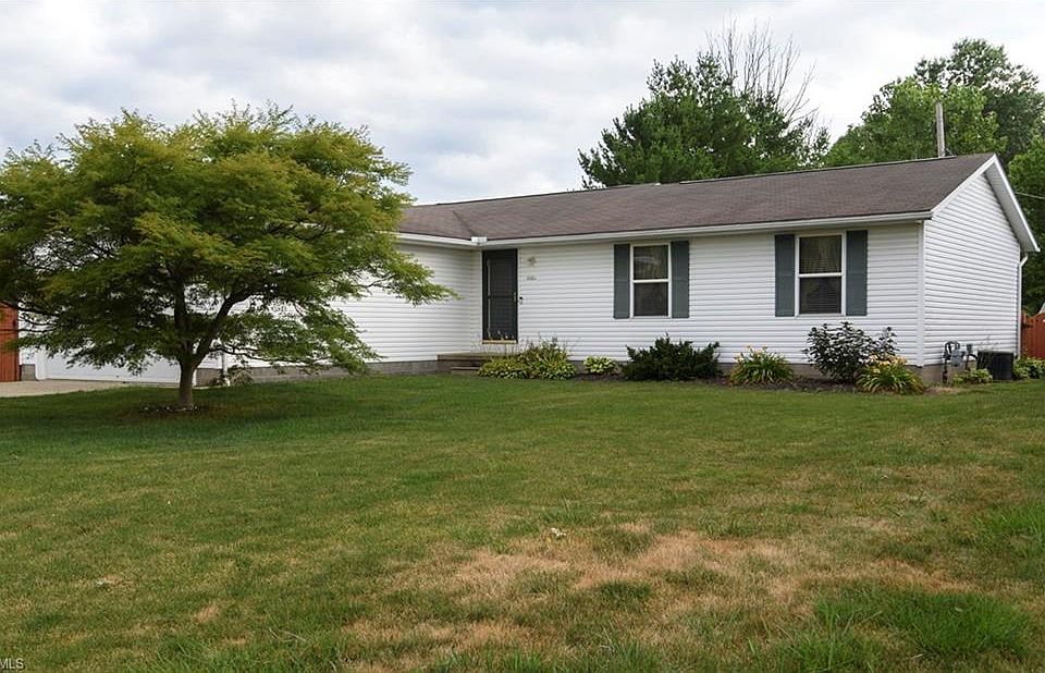 1st image of 17281 Fairway Dr